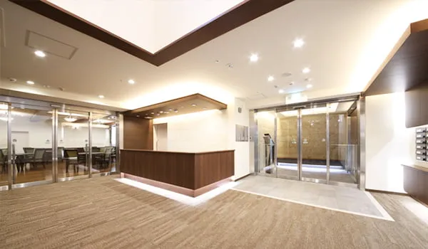 マンションの入口写真