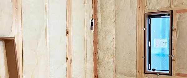 断熱リフォーム工事の施工中写真